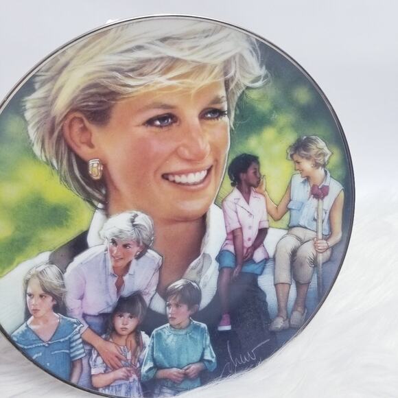 Princess Diana of Wales Angel of Hope by Drew - Picture 1 of 3